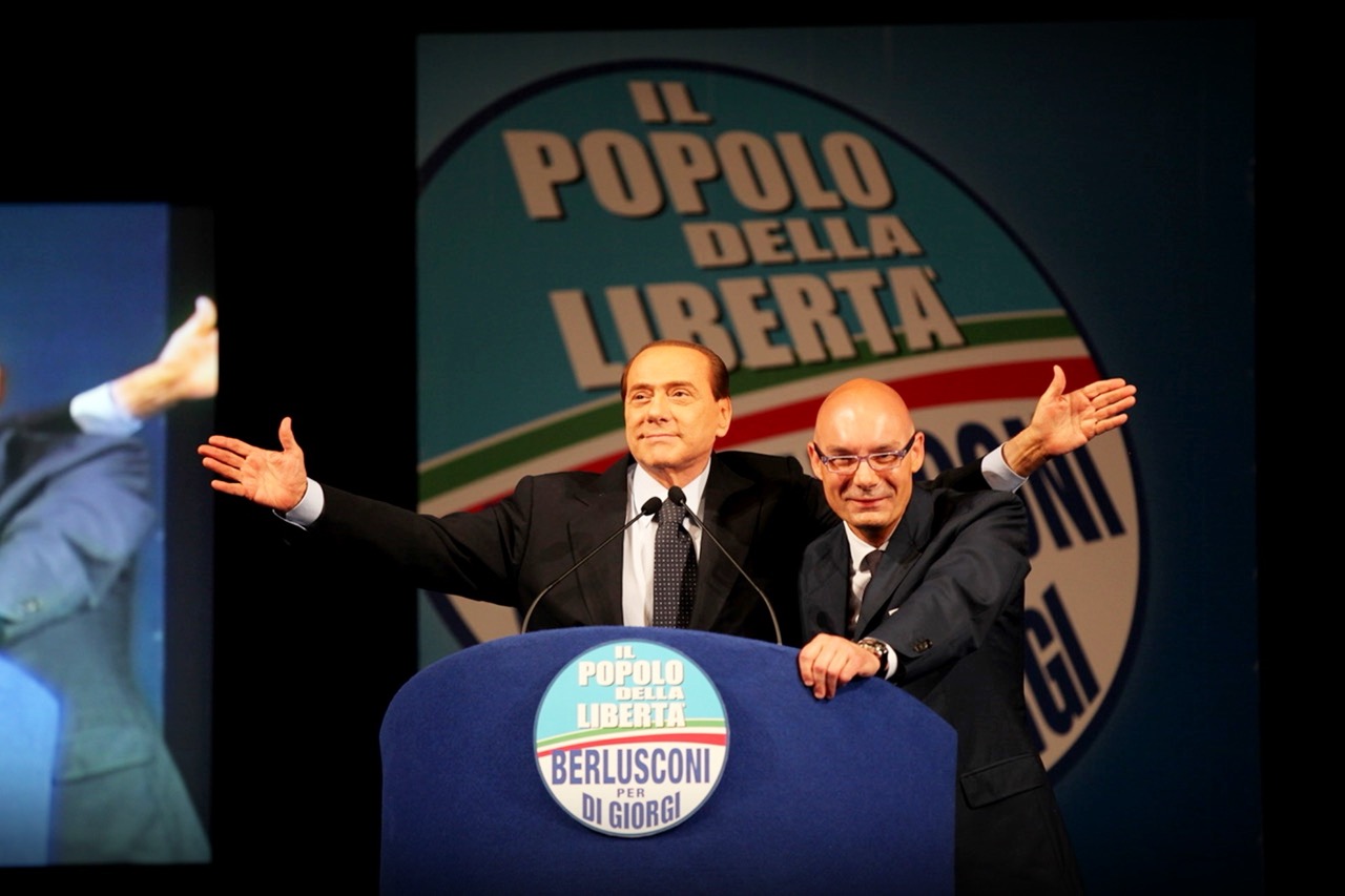 Berlusconi211 – dimensioni grandi