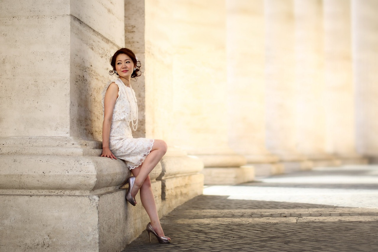 lady-1350×900 – web